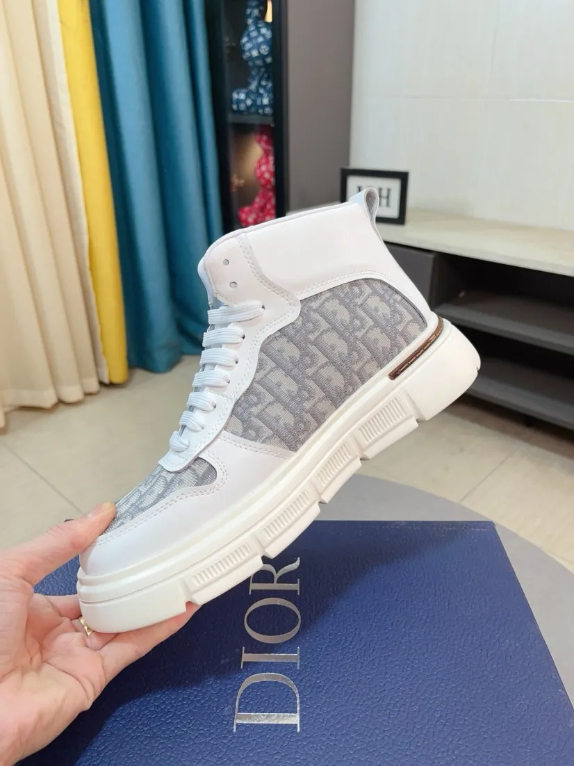 Men's shoes💰458🌹🌹[Dior] Men's casual high-top shoes! Material: Upper: Italian 🇮🇹 imported cowhide with printed mesh➕The lining and feet are made of imported genuine leather! Outsole material: Imported original rubber outsole! There is LOGO inlay on the side of the outsole, standard size 38-44